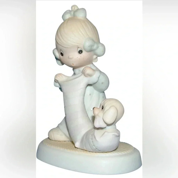Precious Moments Christmas Joy from Head To Toe Porcelain. - Picture 8 of 8